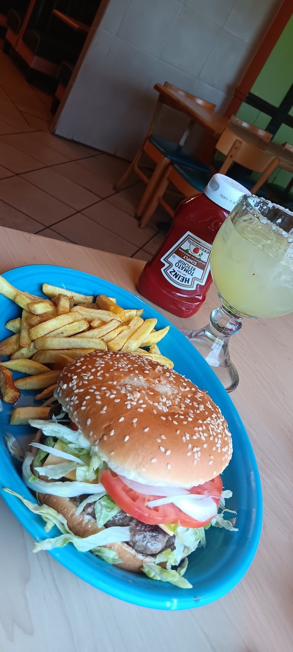 Hamburger Fries and Margarita